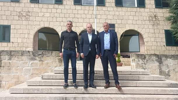 Slika /Ministarstvo demografije i useljeništva/1000045421.jpg